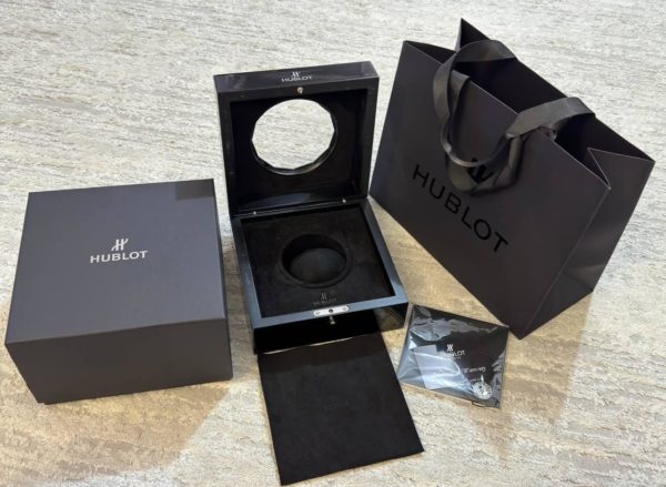 Товар Hublot Big Bang 44mm 301.CI.1110.CI Black Фото 19 - Hublot Big Bang 44mm 301.CI.1110.CI Black