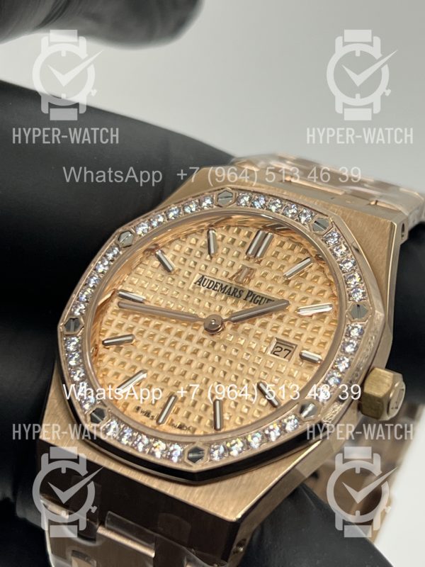 Товар Audemars Piguet Royal Oak 33mm 67651OR.ZZ.1261OR.03 Фото 6 - Audemars Piguet Royal Oak 33mm 67651OR.ZZ.1261OR.03