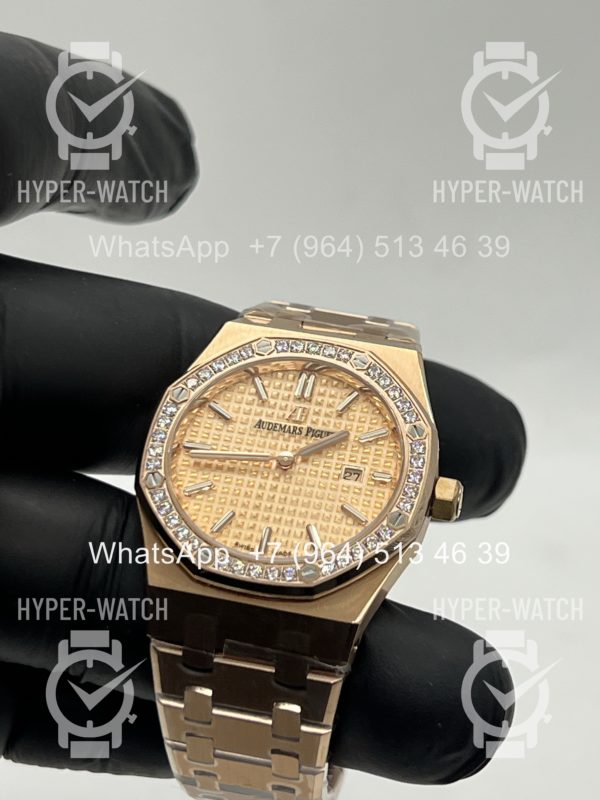 Товар Audemars Piguet Royal Oak 33mm 67651OR.ZZ.1261OR.03 Фото 8 - Audemars Piguet Royal Oak 33mm 67651OR.ZZ.1261OR.03