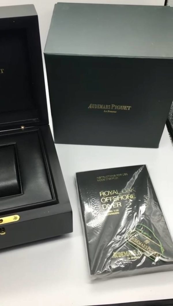 Товар Audemars Piguet Royal Oak Concept 26638F0.00.D002CA.01 Фото 21 - Audemars Piguet Royal Oak Concept 26638F0.00.D002CA.01